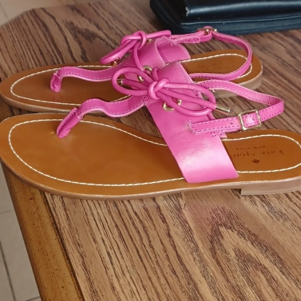 Kate Spade New York Leather Thong Sandals In Carolina Pink Size 6 1/2, NWOT